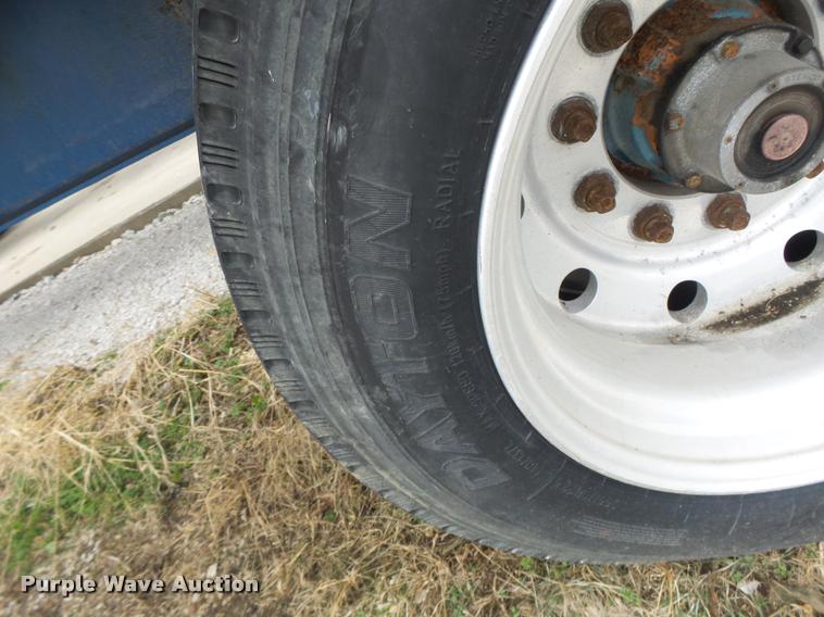 image for item DA3269 1993 Kalyn car carrier trailer