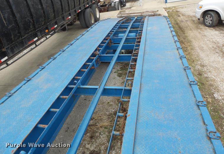 image for item DA3269 1993 Kalyn car carrier trailer