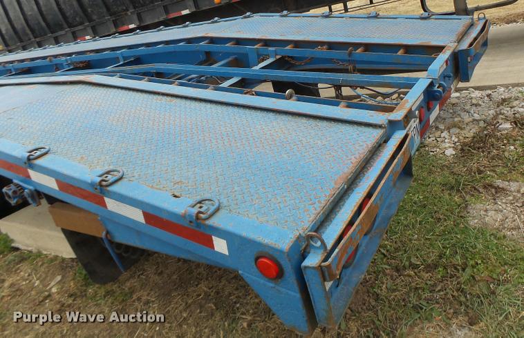 image for item DA3269 1993 Kalyn car carrier trailer