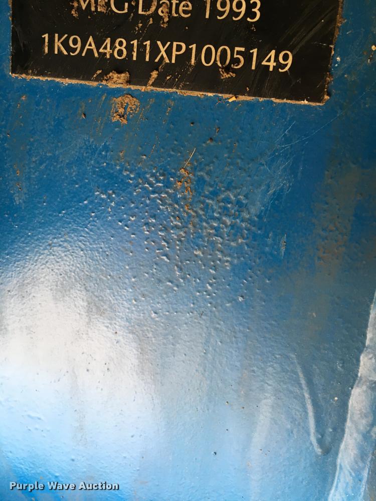 image for item DA3269 1993 Kalyn car carrier trailer