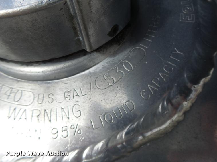 image for item DA3271 1998 Freightliner FLD semi truck