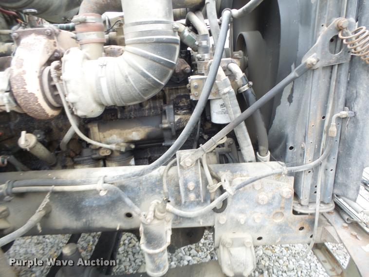 image for item DA3280 1987 Freightliner FLC-64T semi truck