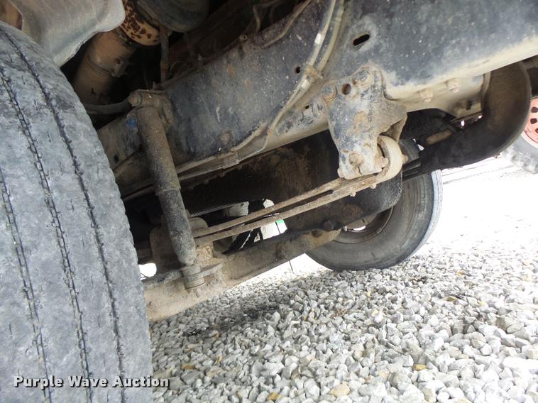 image for item DA3281 1996 Volvo WG semi truck