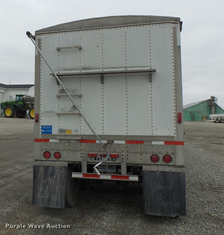 image for item DA3311 1989 Wilson DWB-2000 double hopper grain trailer