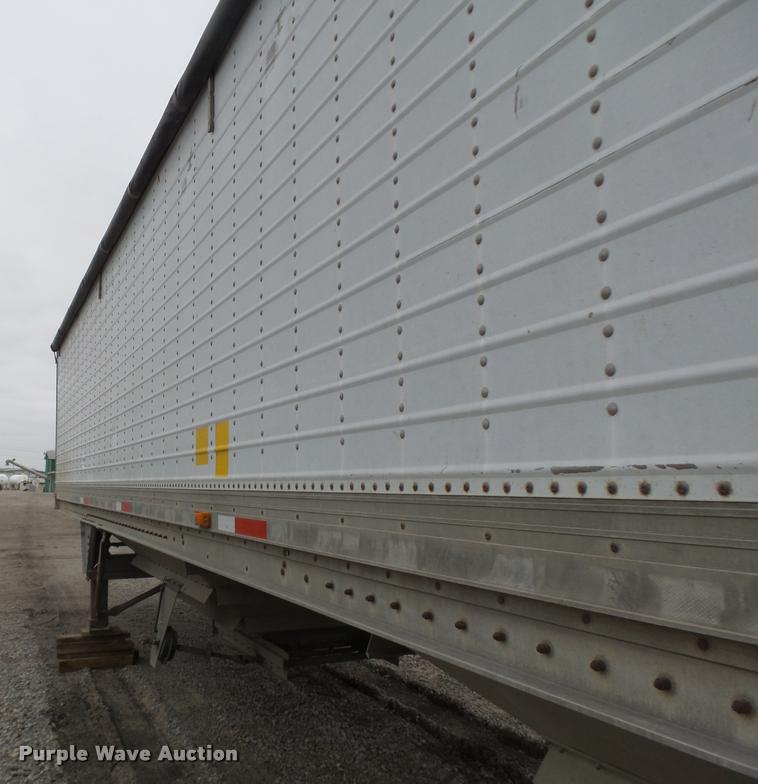 image for item DA3311 1989 Wilson DWB-2000 double hopper grain trailer