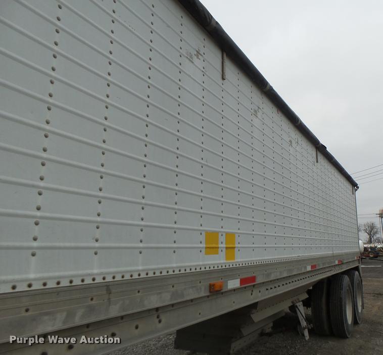 image for item DA3311 1989 Wilson DWB-2000 double hopper grain trailer