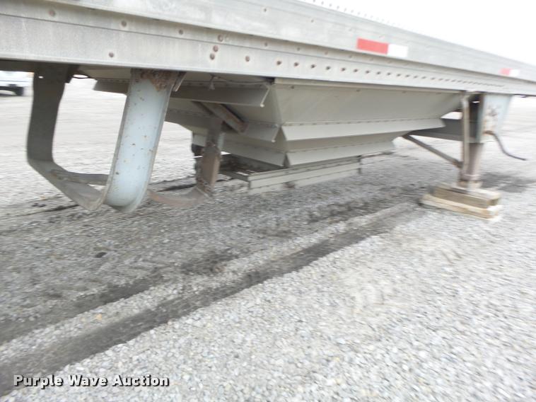 image for item DA3311 1989 Wilson DWB-2000 double hopper grain trailer