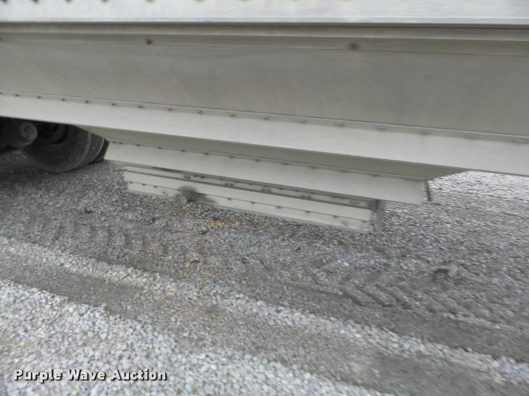 image for item DA3311 1989 Wilson DWB-2000 double hopper grain trailer