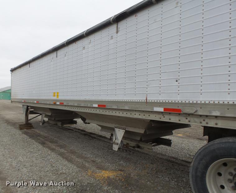 image for item DA3311 1989 Wilson DWB-2000 double hopper grain trailer
