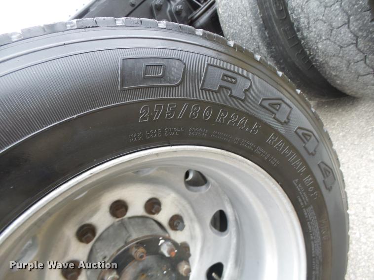 image for item DA3312 1995 Kenworth T600 semi truck