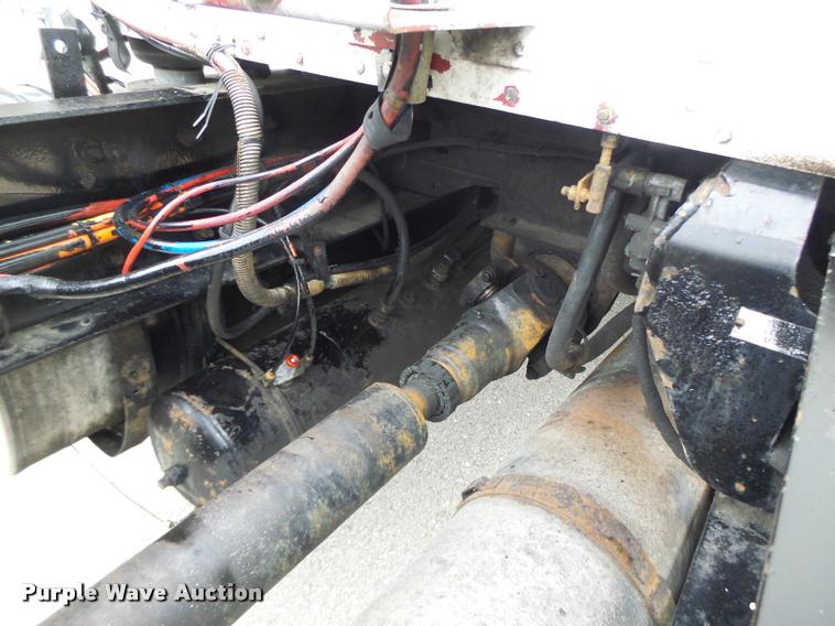 image for item DA3312 1995 Kenworth T600 semi truck