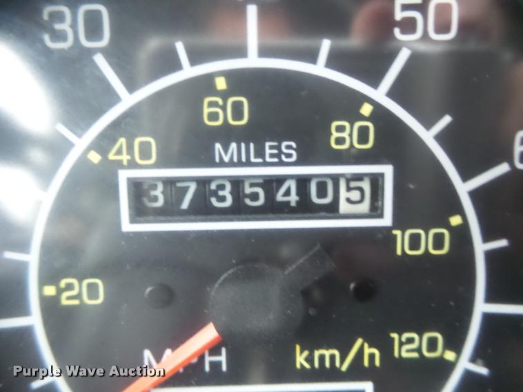 image for item DA3312 1995 Kenworth T600 semi truck