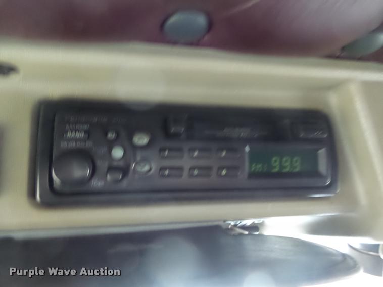 image for item DA3312 1995 Kenworth T600 semi truck