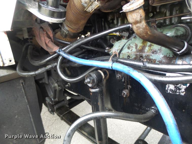 image for item DA3312 1995 Kenworth T600 semi truck