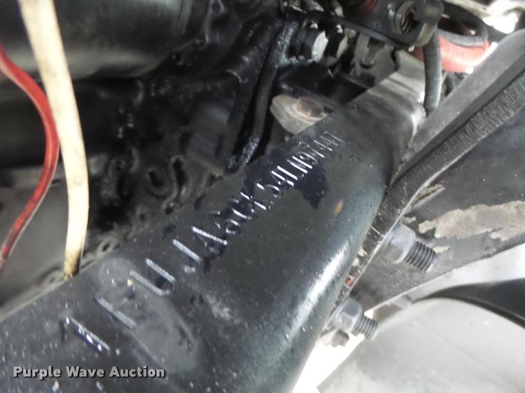 image for item DA3313 2004 Freightliner Columbia semi truck