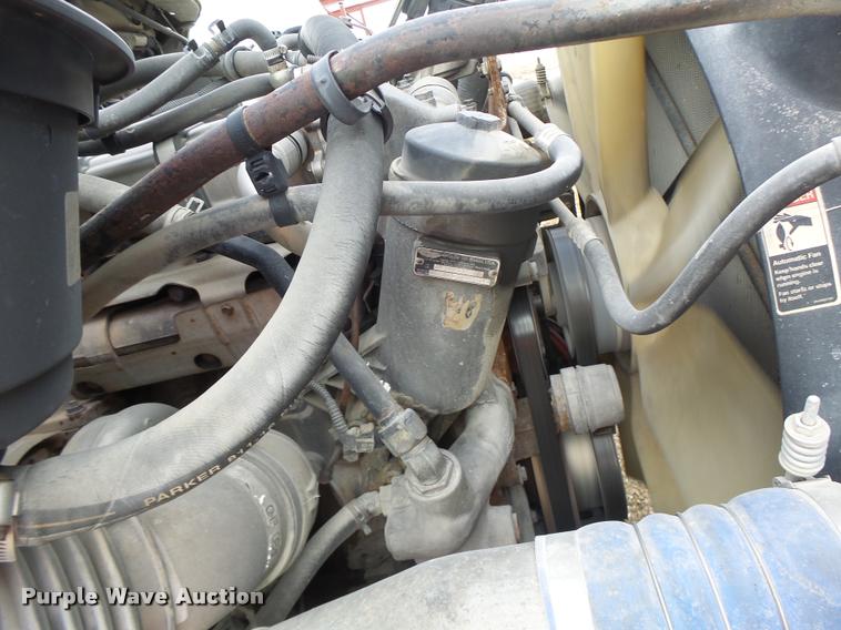 image for item DA9360 2005 Freightliner Business Class M2 semi truck