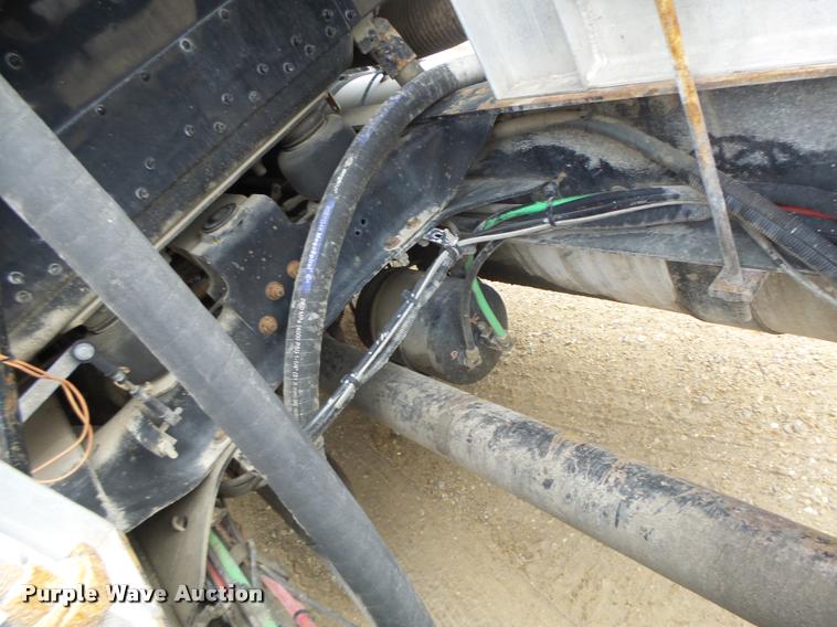 image for item DA9361 1995 Freightliner FLD semi truck