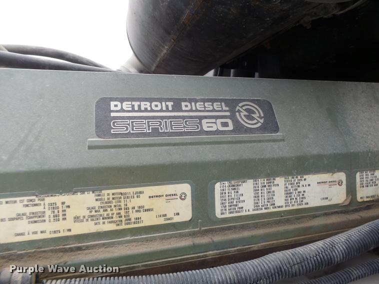 image for item DA9361 1995 Freightliner FLD semi truck