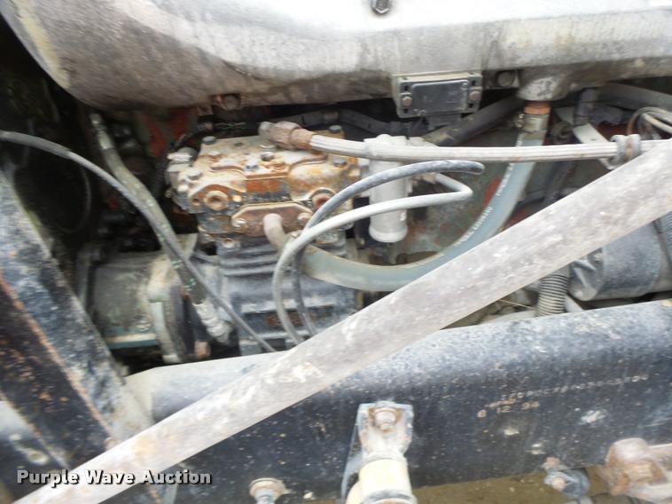 image for item DA9361 1995 Freightliner FLD semi truck