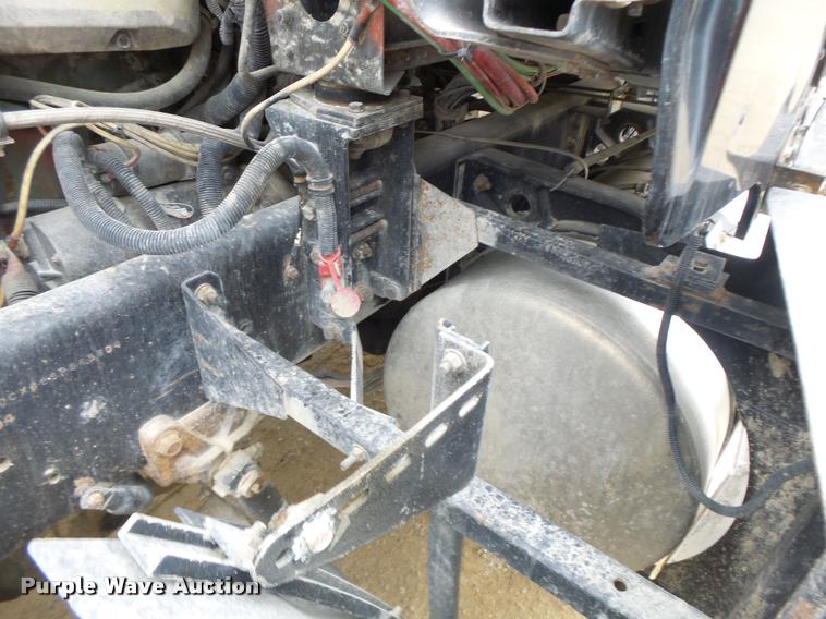 image for item DA9361 1995 Freightliner FLD semi truck