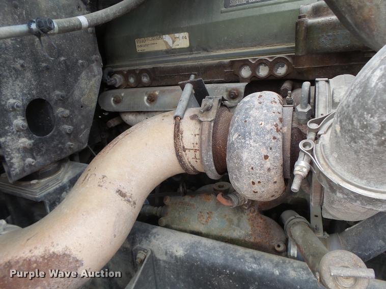 image for item DA9361 1995 Freightliner FLD semi truck