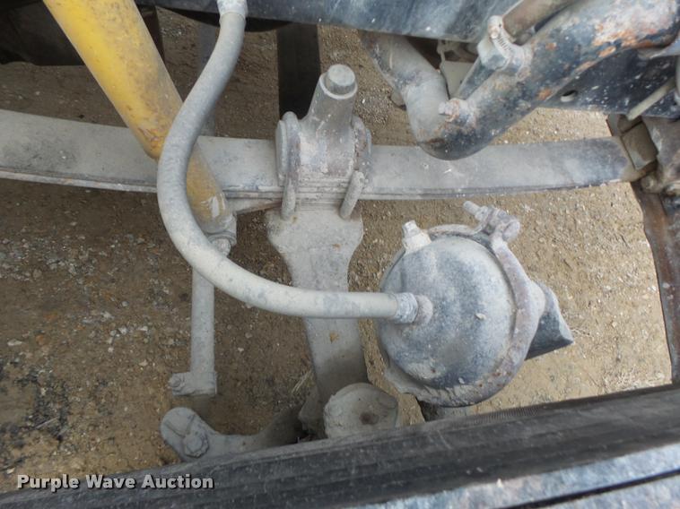 image for item DA9361 1995 Freightliner FLD semi truck