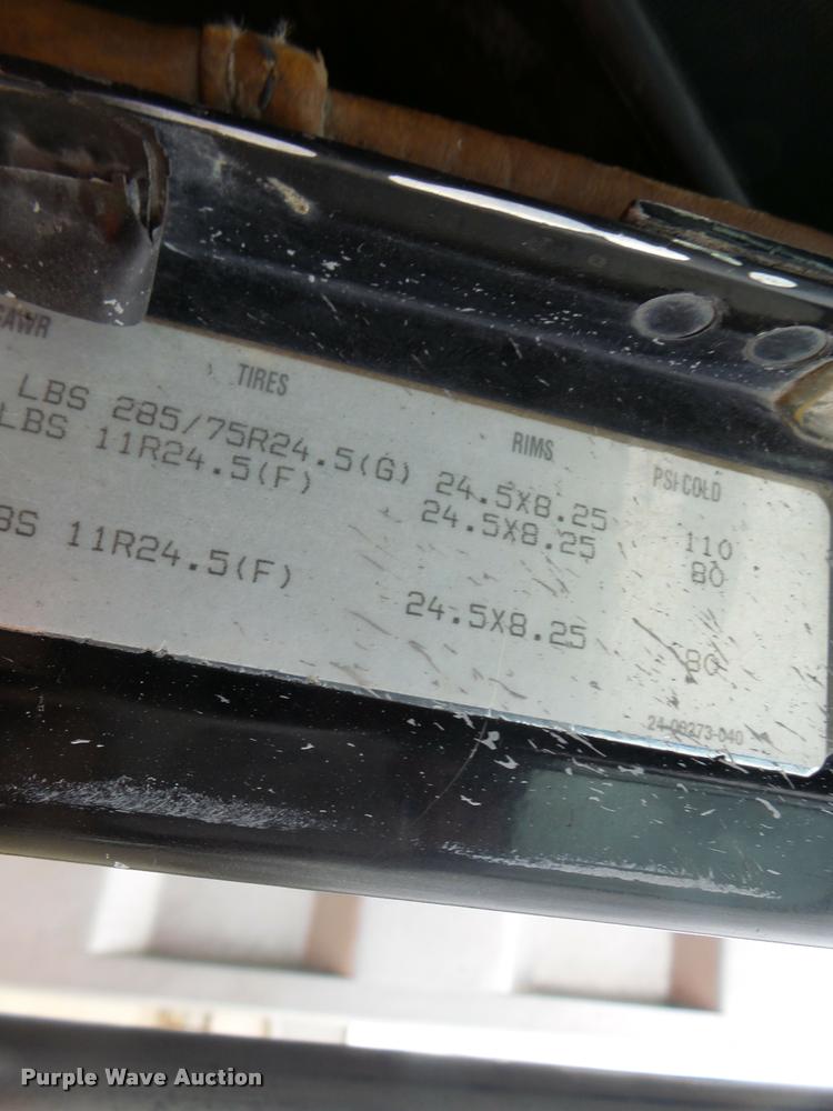 image for item DA9361 1995 Freightliner FLD semi truck