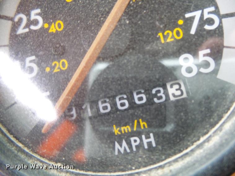 image for item DA9361 1995 Freightliner FLD semi truck