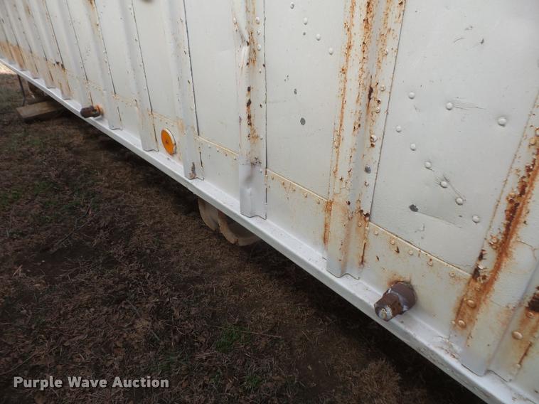 image for item DB2846 1973 Fruehauf H0710139 double hopper grain trailer