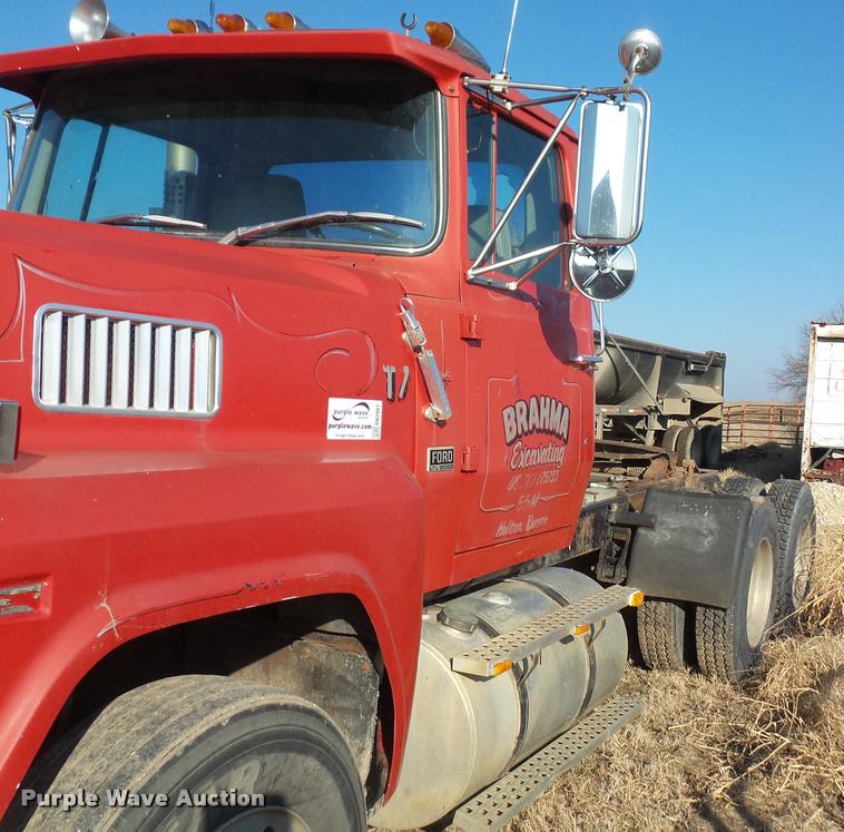 image for item DB2907 1983 Ford LTL9000 semi truck