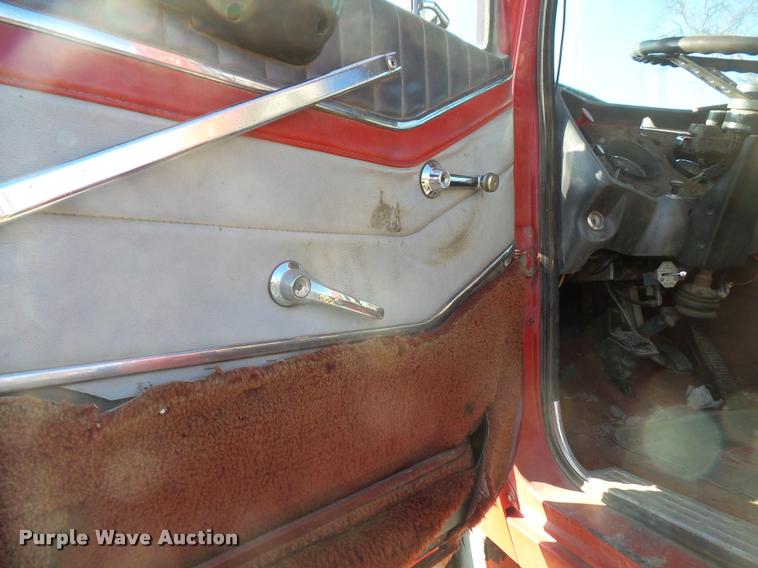 image for item DB2907 1983 Ford LTL9000 semi truck