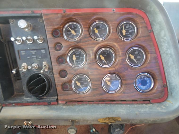 image for item DB2907 1983 Ford LTL9000 semi truck