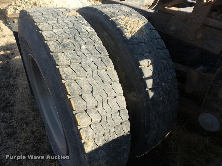 image for item DB2907 1983 Ford LTL9000 semi truck