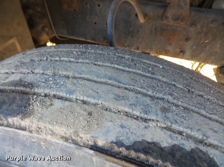 image for item DB2907 1983 Ford LTL9000 semi truck