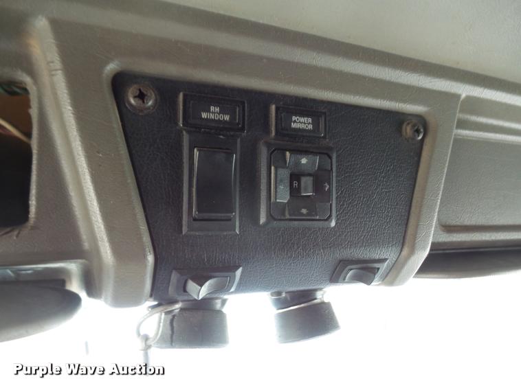 image for item DB2958 2006 Kenworth T600 semi truck