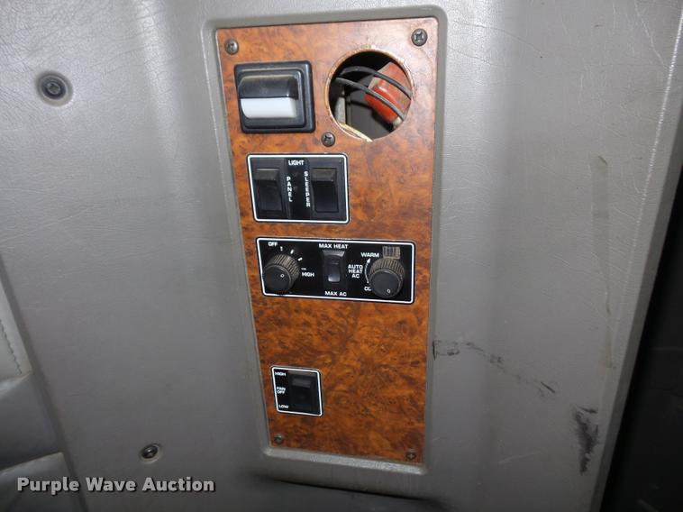 image for item DB2958 2006 Kenworth T600 semi truck