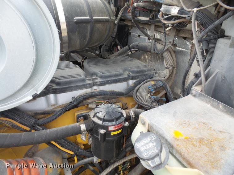 image for item DB2958 2006 Kenworth T600 semi truck