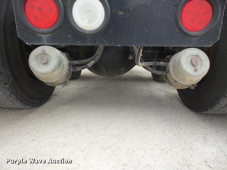 image for item DB2958 2006 Kenworth T600 semi truck