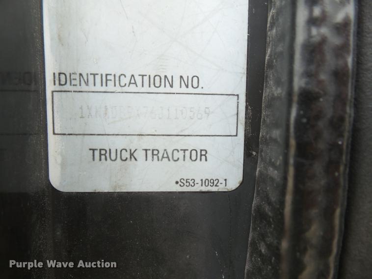 image for item DB2958 2006 Kenworth T600 semi truck