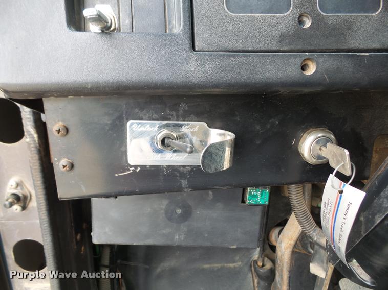 image for item DB2959 1991 International 8200 semi truck