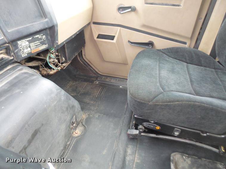 image for item DB2959 1991 International 8200 semi truck