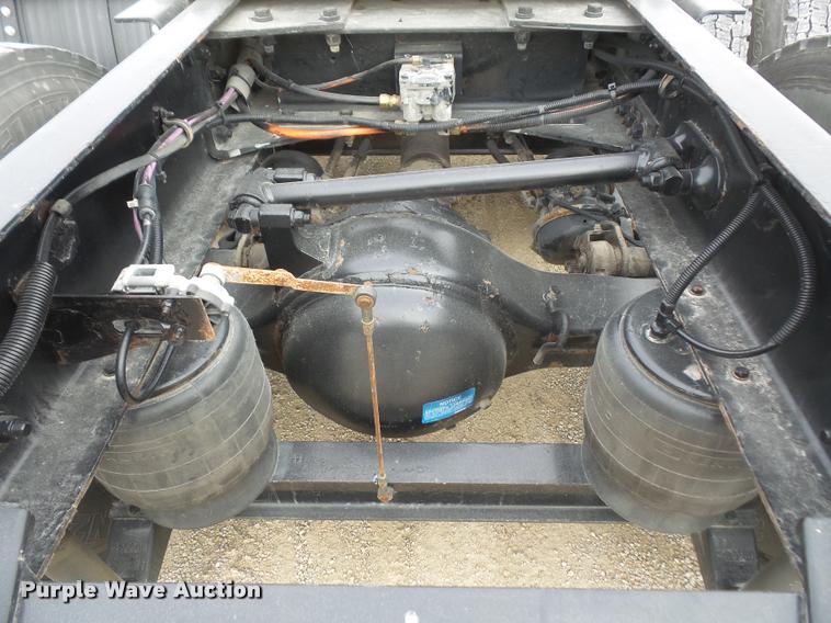 image for item DB2959 1991 International 8200 semi truck