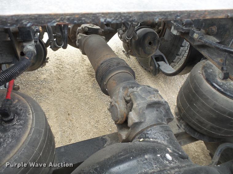 image for item DB2959 1991 International 8200 semi truck