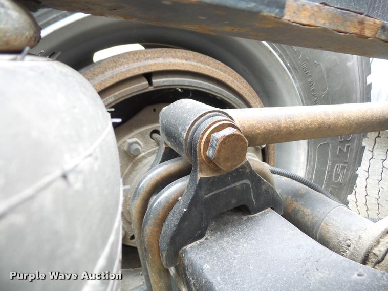 image for item DB2959 1991 International 8200 semi truck