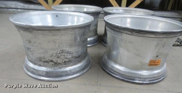 image for item DC9018 (4) aluminum wheels