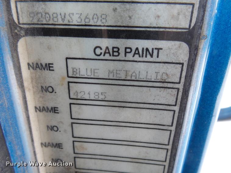 image for item J5450 1993 Volvo WG semi truck