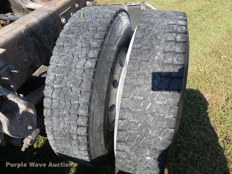 image for item K3360 1996 Mack CH613 semi truck