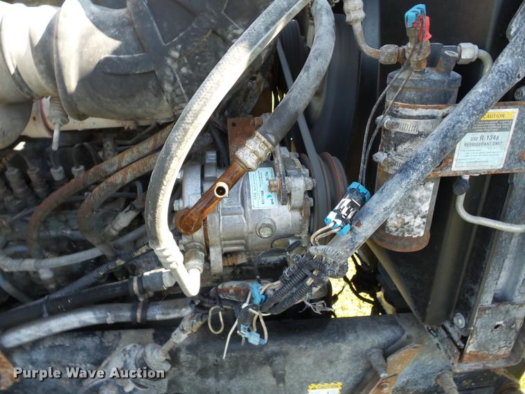 image for item K3360 1996 Mack CH613 semi truck