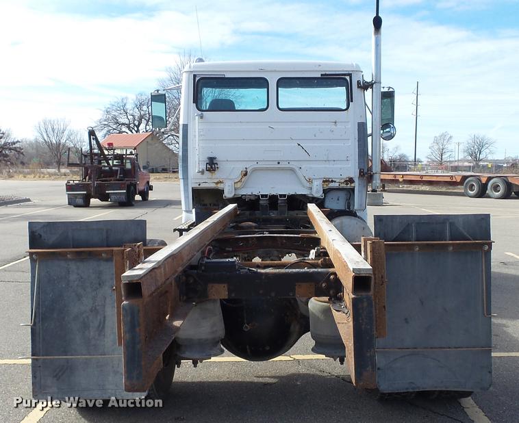 image for item K8010 1998 Freightliner FL80 truck cab and chassis