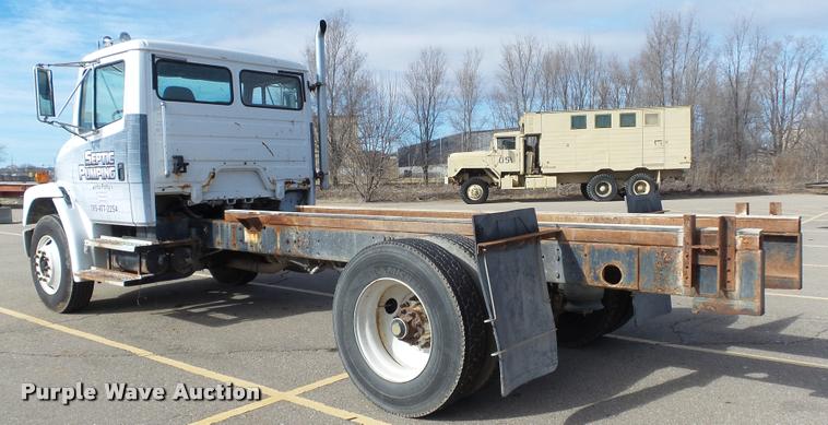 image for item K8010 1998 Freightliner FL80 truck cab and chassis